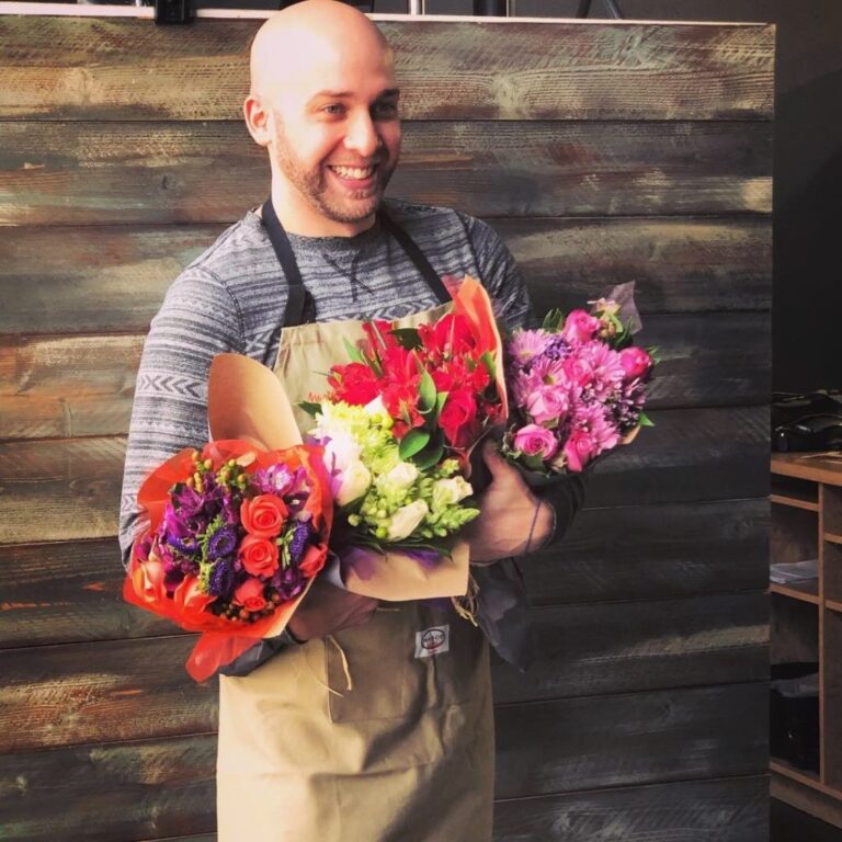 Event planners sourcing wholesale 
artificial flowers
online")  
