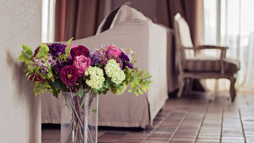 faux flower color palette for Middle Eastern buyers