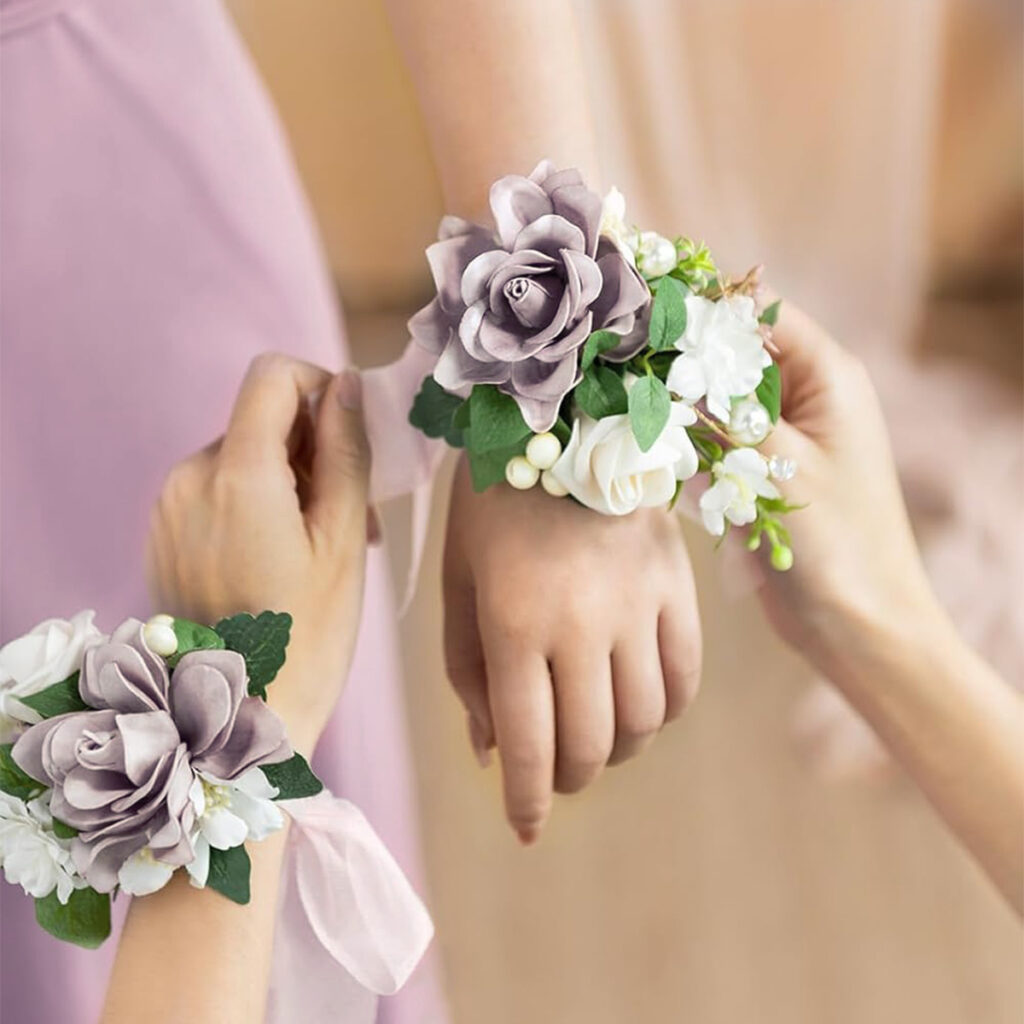 modern corsage trends