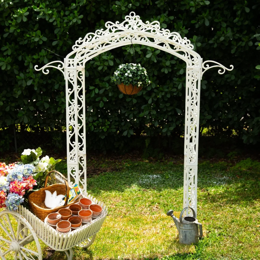 ROI benefits protect artificial flowers from the sun