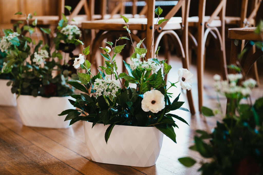 eco-friendly artificial flowers meaning trend