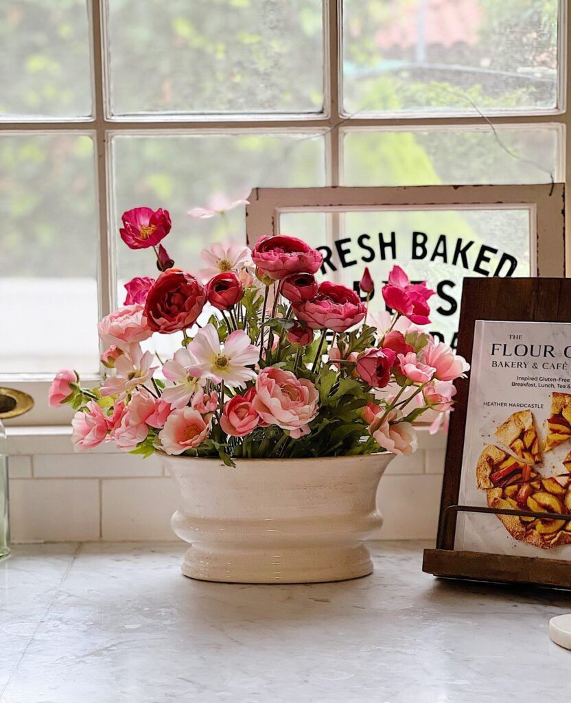 Creative styling faux flowers ideas