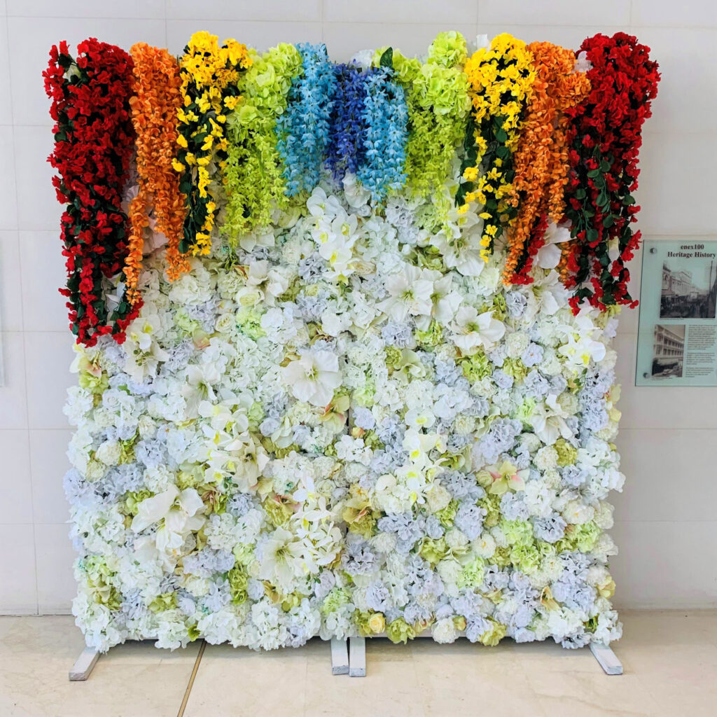 Easy installation of wholesale floral walls