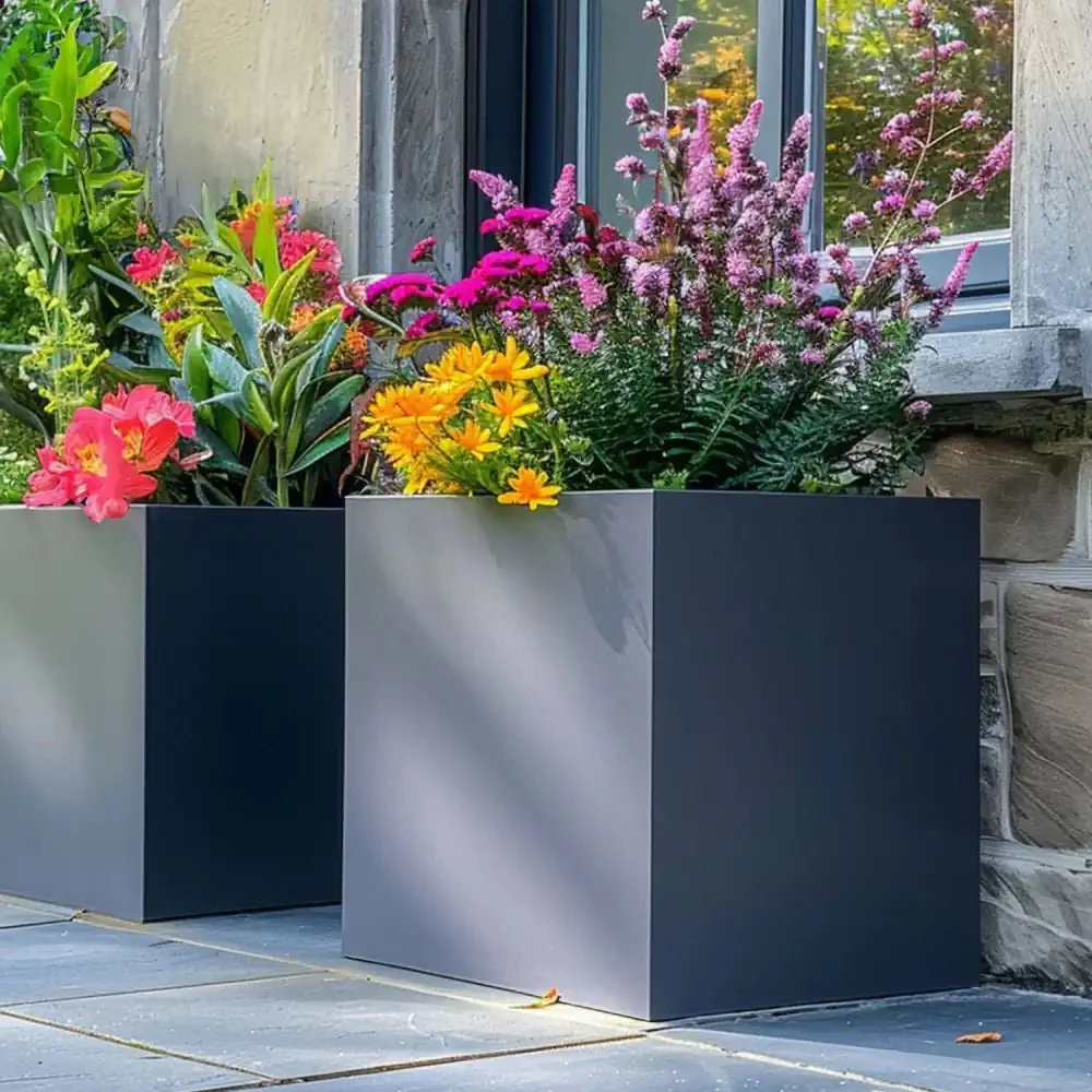 outdoor hotel plants anchoring drainage anti tip planters