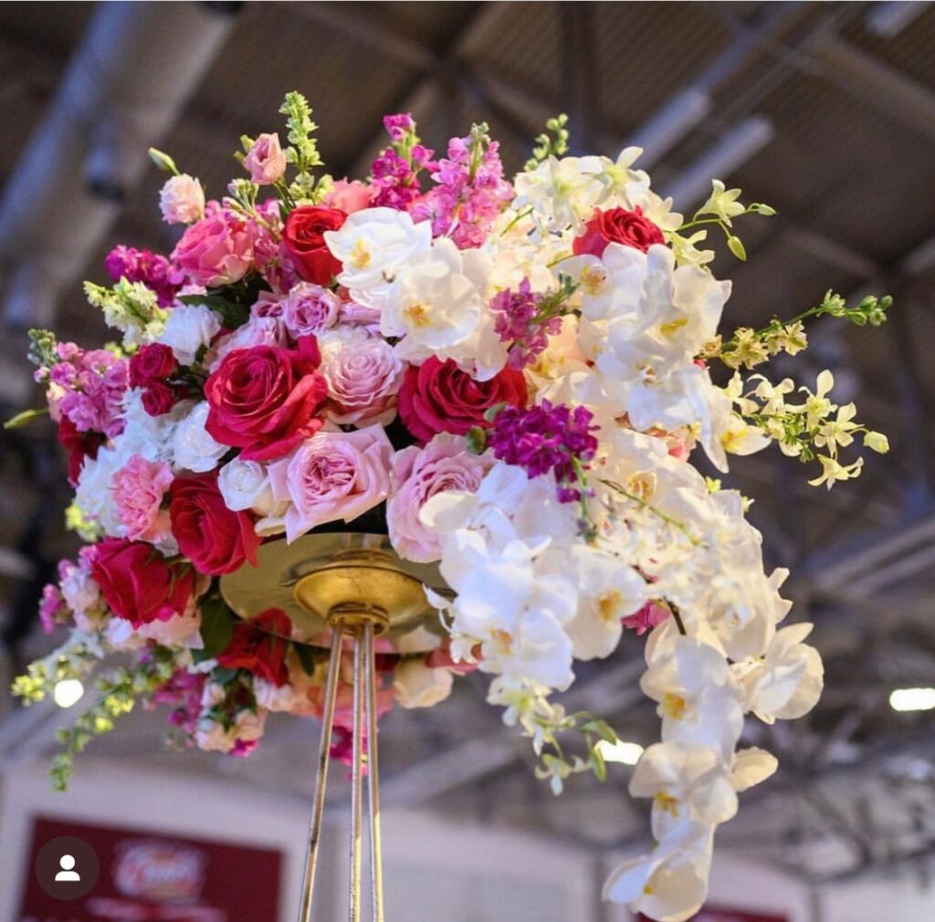 wholesale wedding flowers hero