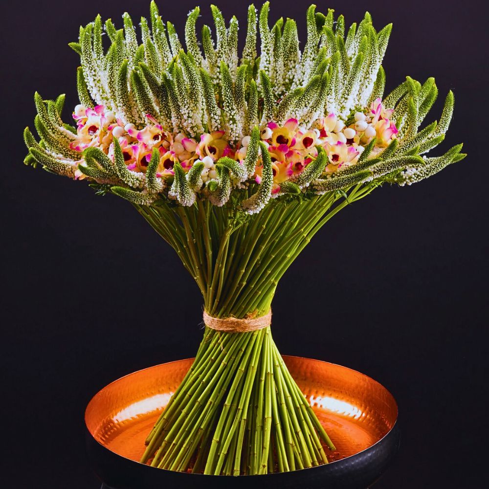 bulk buy artificial flowers storage SOP to stop bends and dust in 30 days