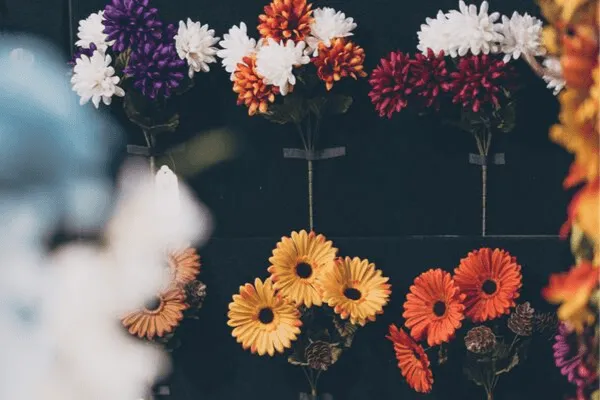 artificial flower wholesale SKU mix strategy