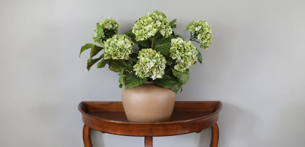 artificial flowers in a small vase color pairing formulas neutral accent texture artificial flowers in a small vase color pairing formulas neutral accent texture