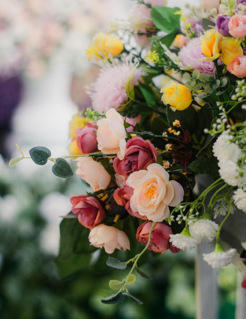 10 rules to buy artificial flowers in bulk for wholesale buyers