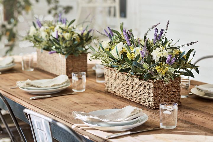 best artificial flowers for restaurant tables and centerpieces