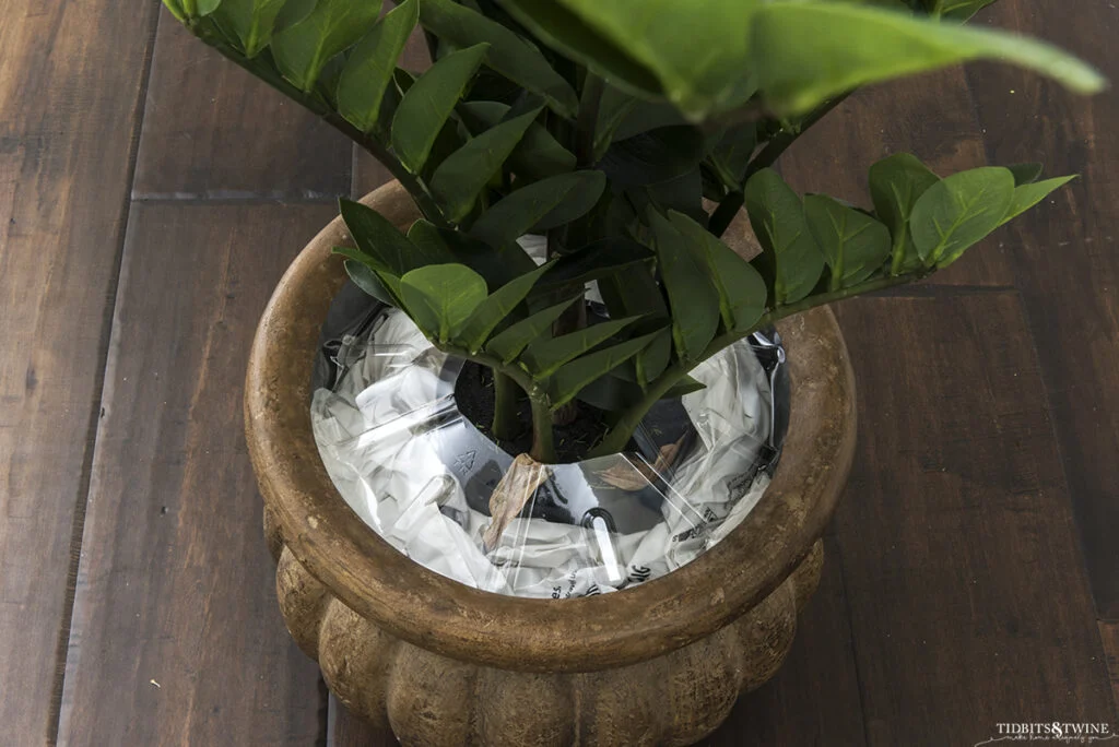 materials used to fill fake plant pots