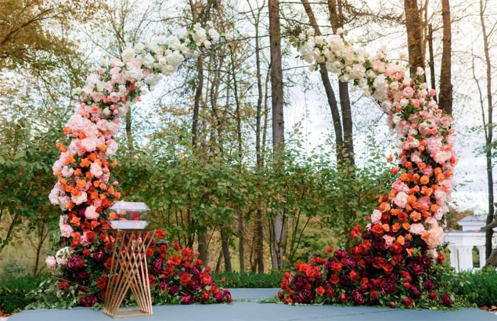 best flowers for wedding arch supplier perspective b2b