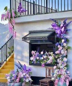 how long do fake flowers last outside in a commercial outdoor display
