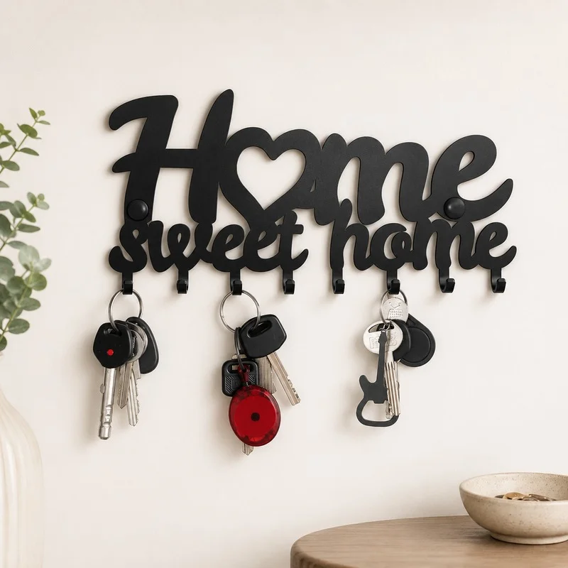 Metal key holder wall décor